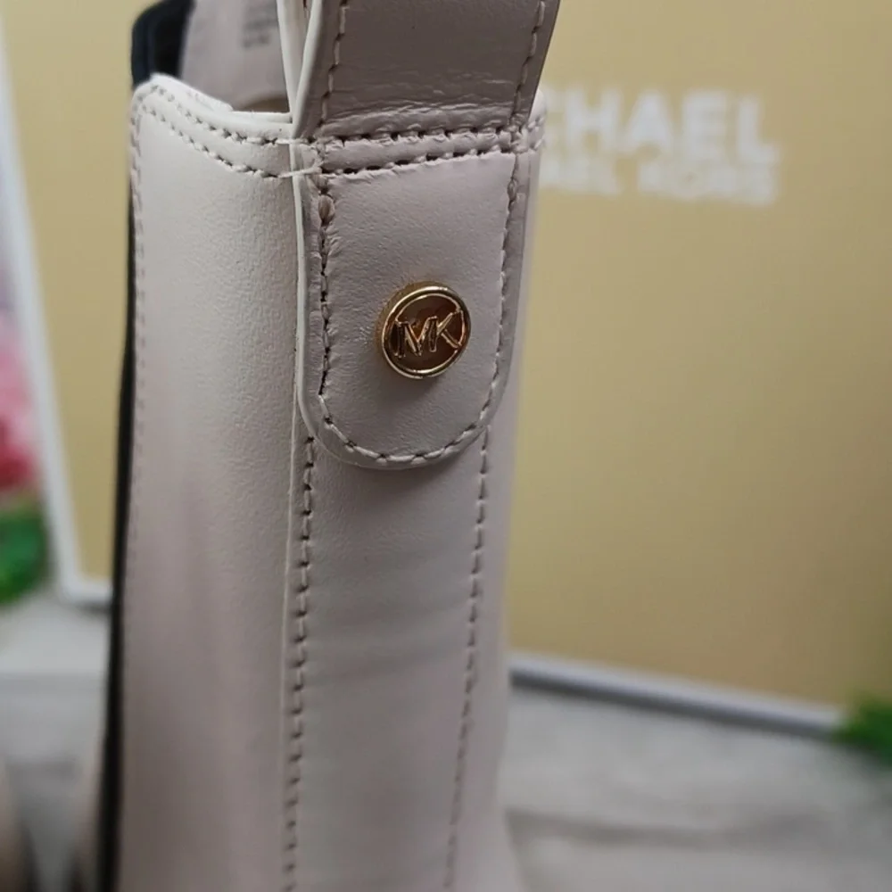 Michael Kors Kinlee Bootie NIB